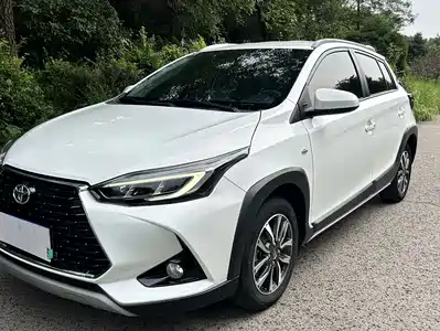 Toyota Yaris L