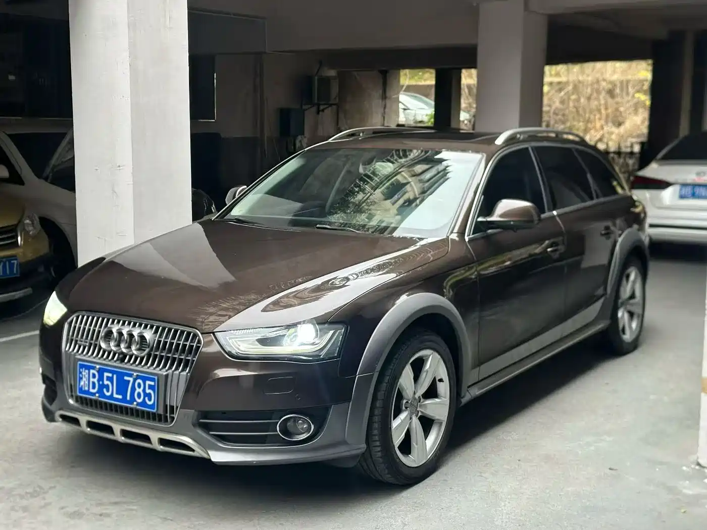 Audi A4 (Import) 2016 2014 40 TFSI allroad quattro plus