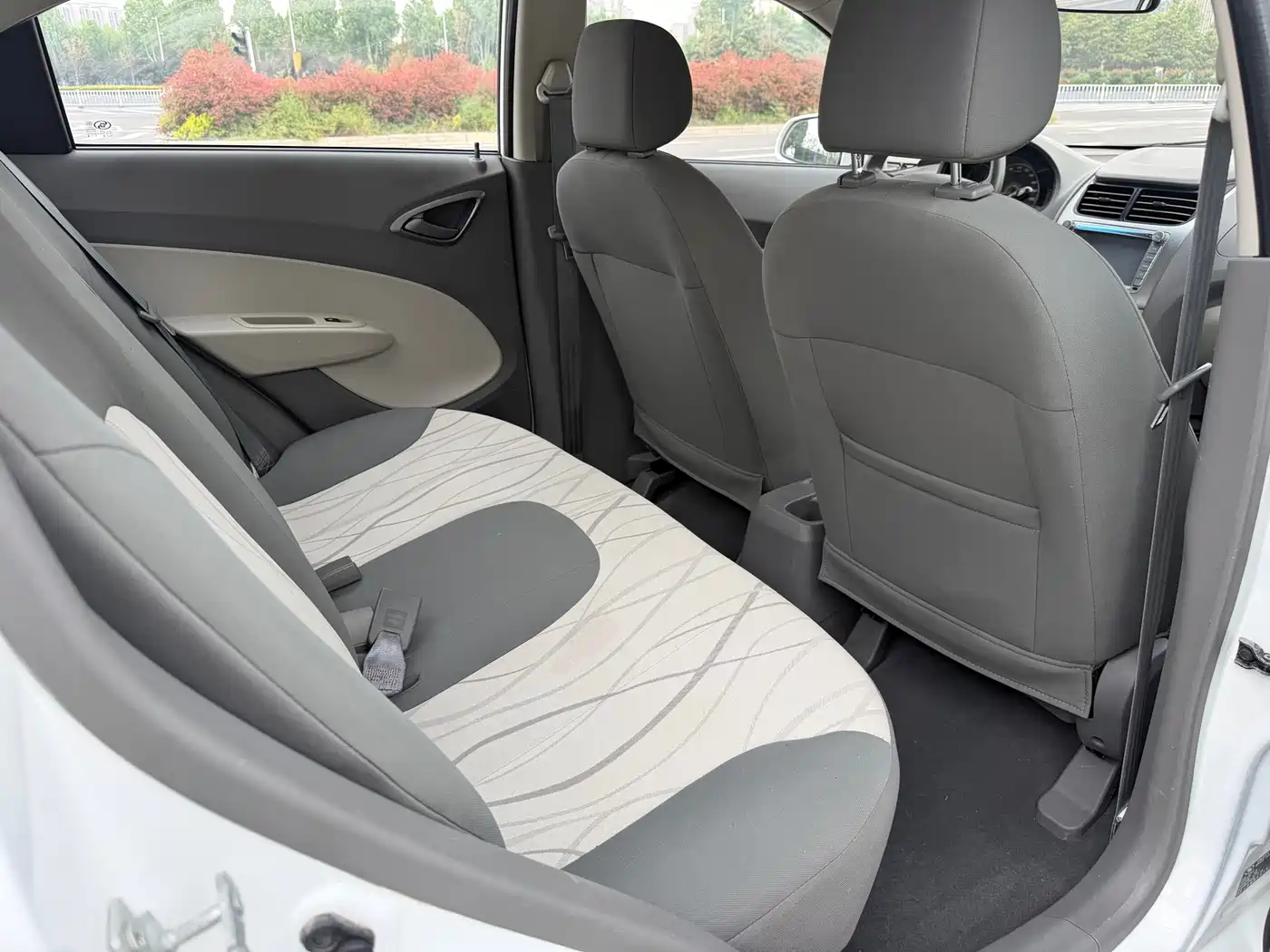 Chevrolet Sail 2013 Sedan 1.4L AMT Premium Edition фото 12