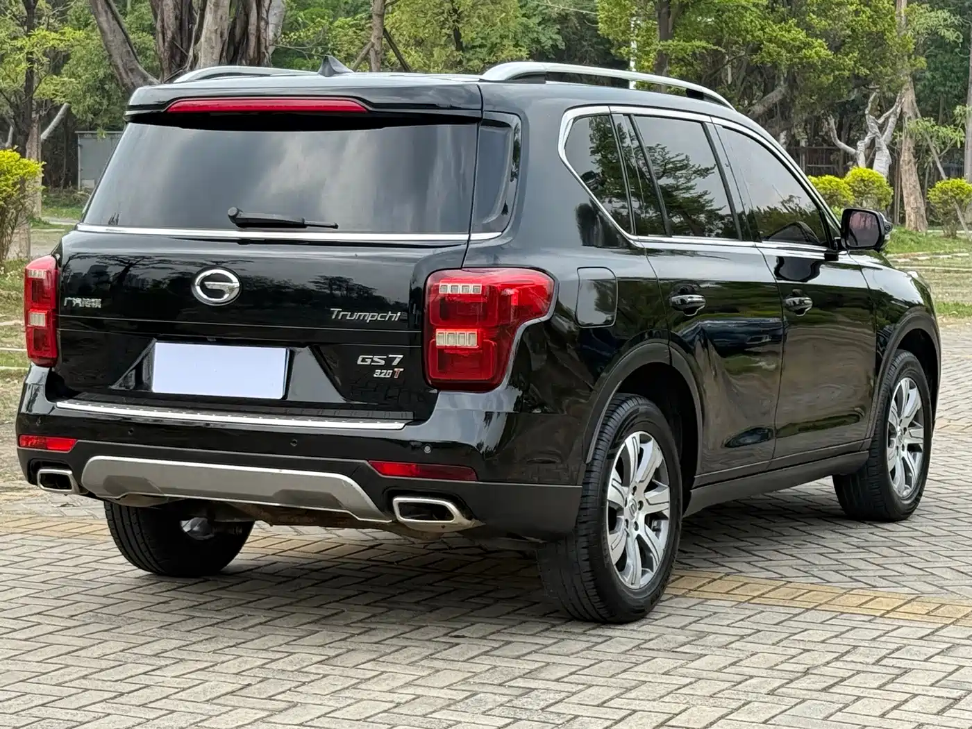 GAC Trumpchi Trumpchi GS7 2017 320T 2WD Luxury Smart Connect фото 10