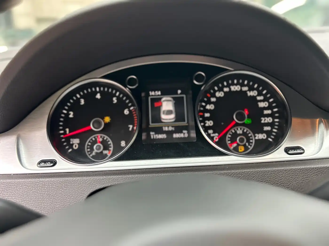 Volkswagen FAW-Volkswagen CC 2016 Model 1.8TSI Luxury фото 17