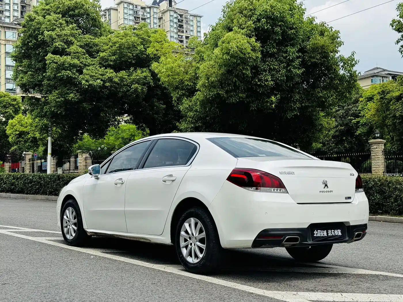 Peugeot 508 2015 1.6THP Auto Comfort Edition фото 14