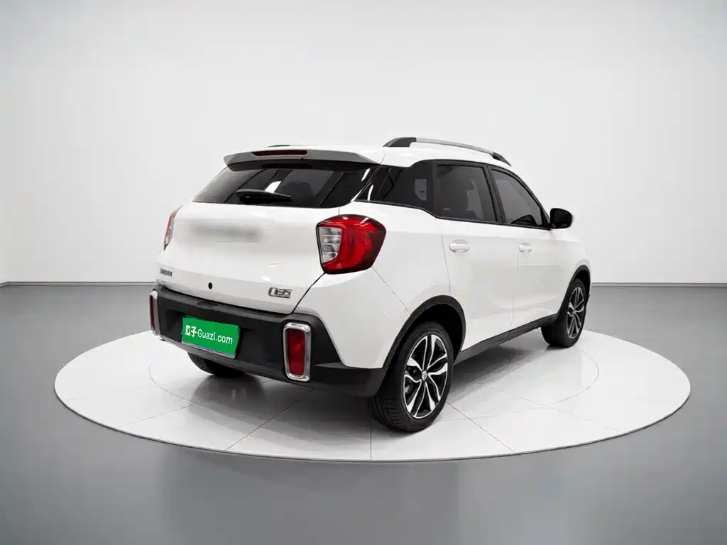 BAIC Changhe Q35 2017 2016 1.5L Automatic Cool Edition