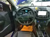 Фото 11 - Ford Kuga