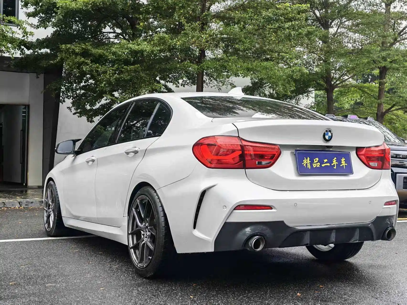 Фото 8 - BMW 1 Series