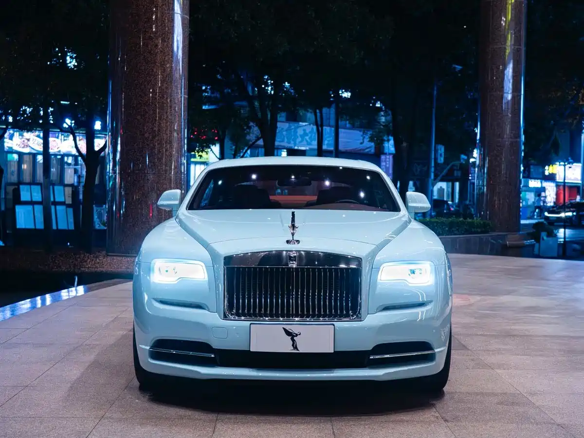 Фото 7 - Rolls-Royce Wraith