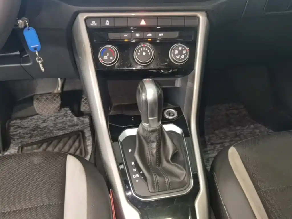 Volkswagen T-Roc, миниатюра 14