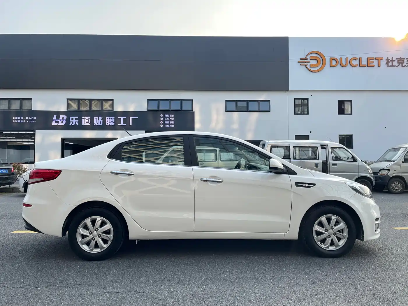 Kia K2 2015 Sedan 1.4L MT GLS фото 13