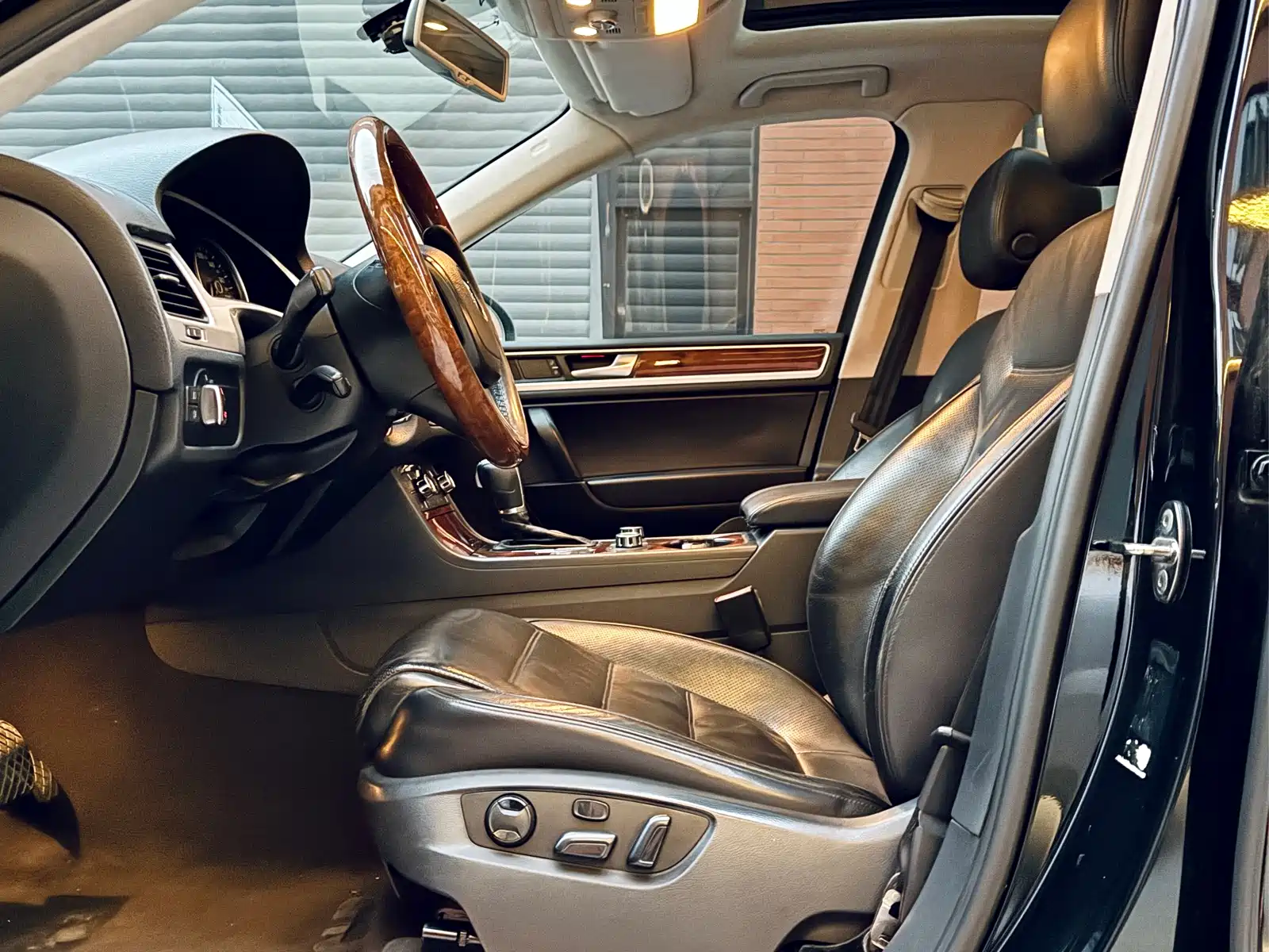 Фото 7 - Volkswagen Touareg