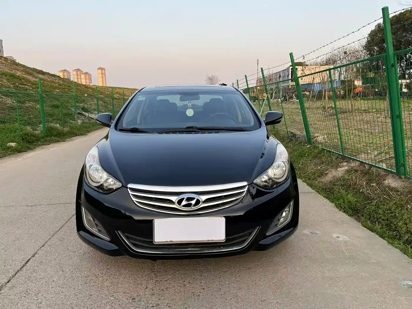 Hyundai Langdong 2013 1.6L Automatic Premium фото 2
