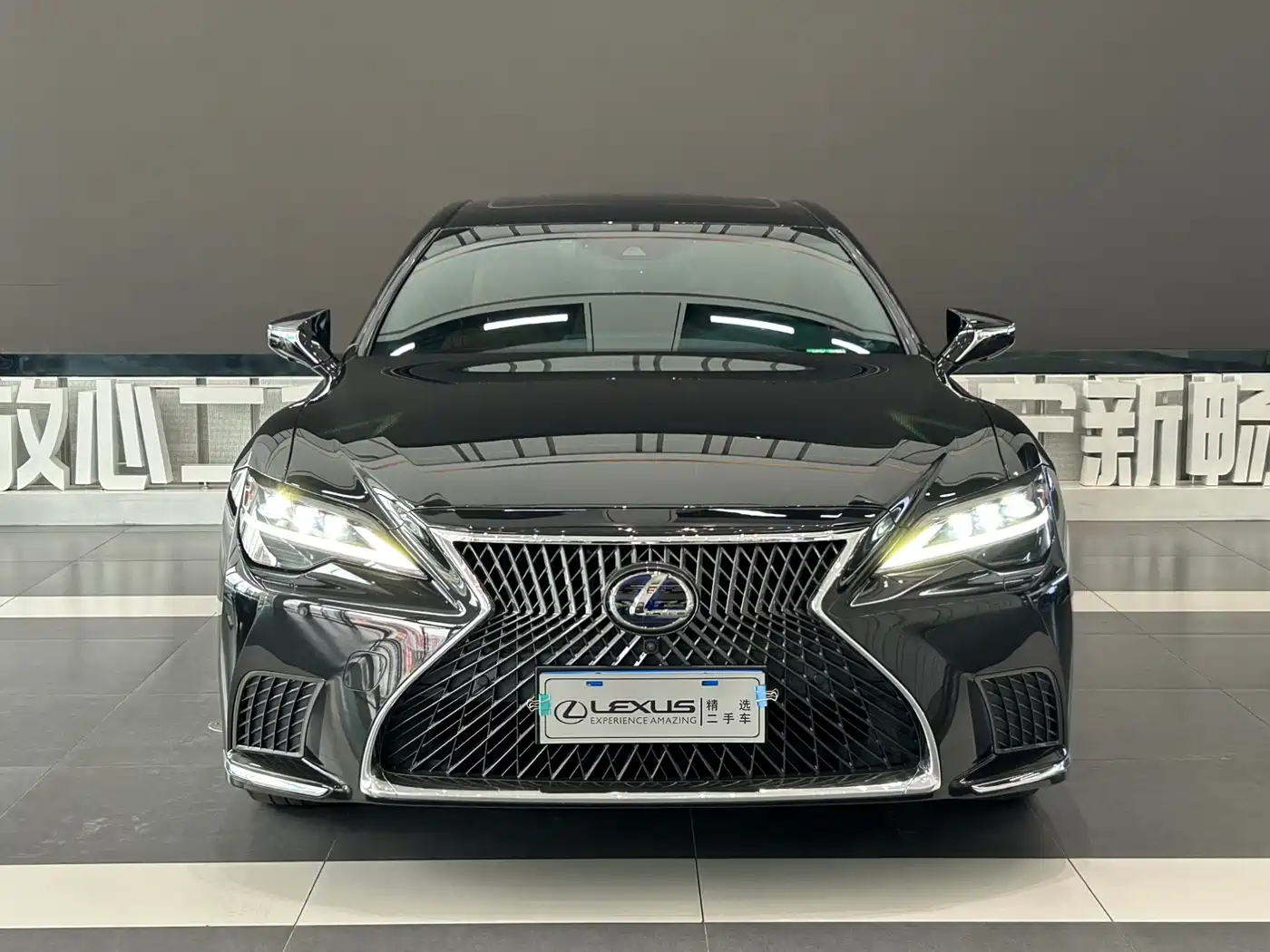 Lexus LS 2021 500h Excellence Edition фото 3