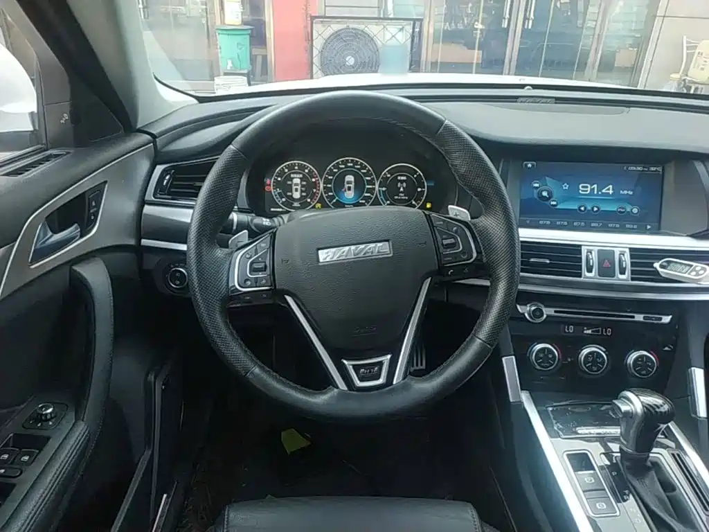 Фото 11 - Haval H7