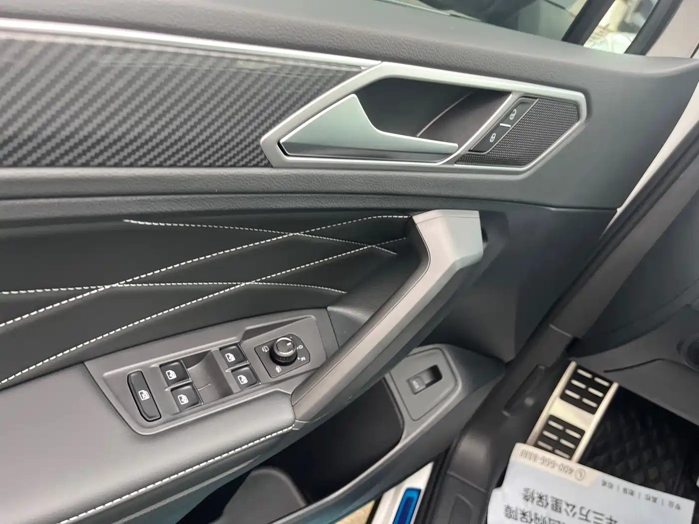 Volkswagen Tiguan L 2024 330TSI Automatic 2WD R-Line Premium Enjoyment Edition фото 22