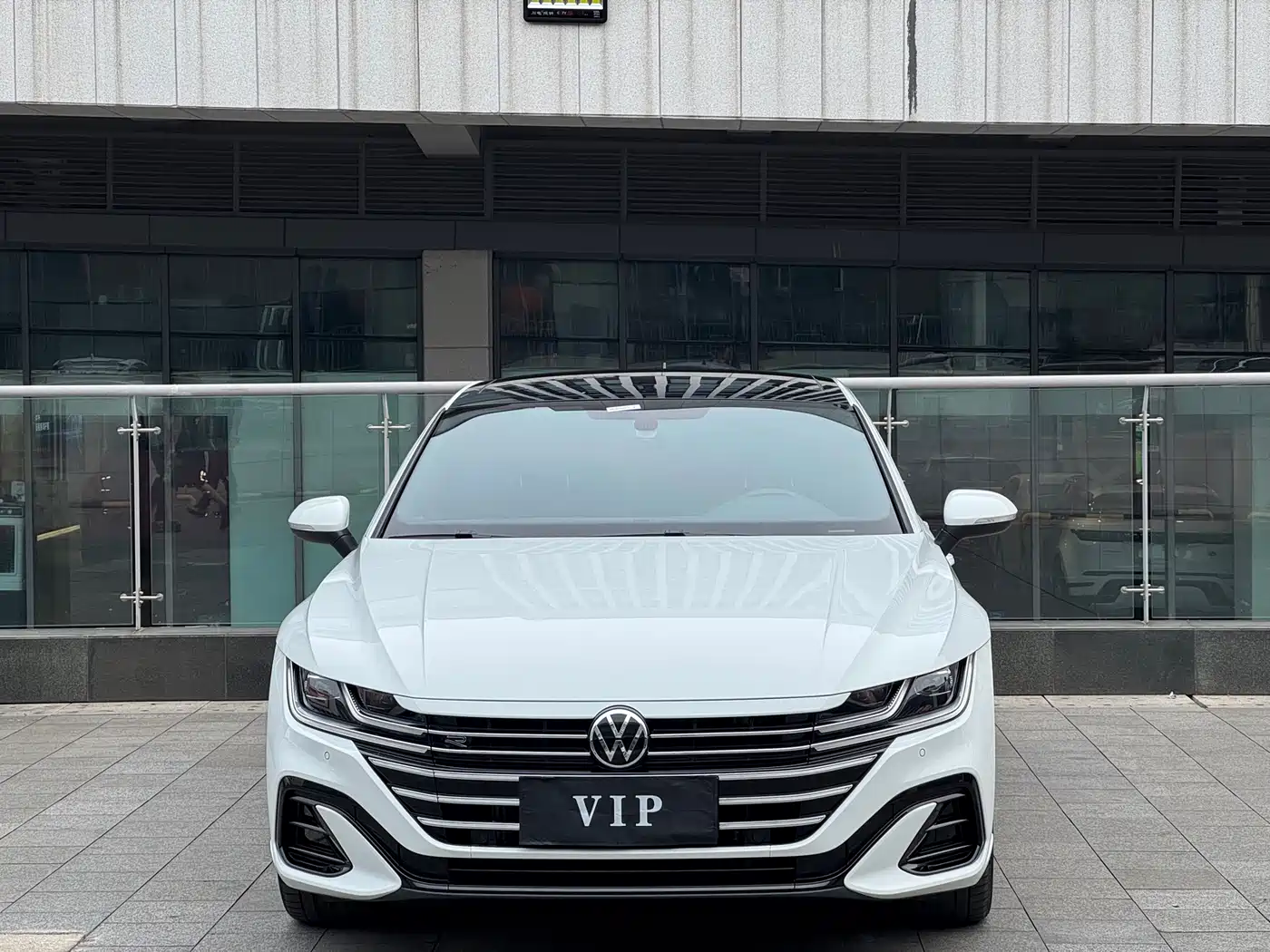 Volkswagen FAW-Volkswagen CC 2021 330TSI Dazzle Edition фото 2