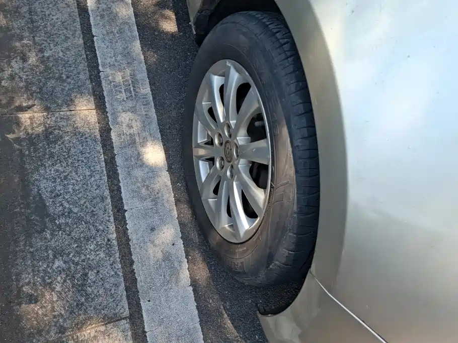 Photo 6 - Buick Excelle