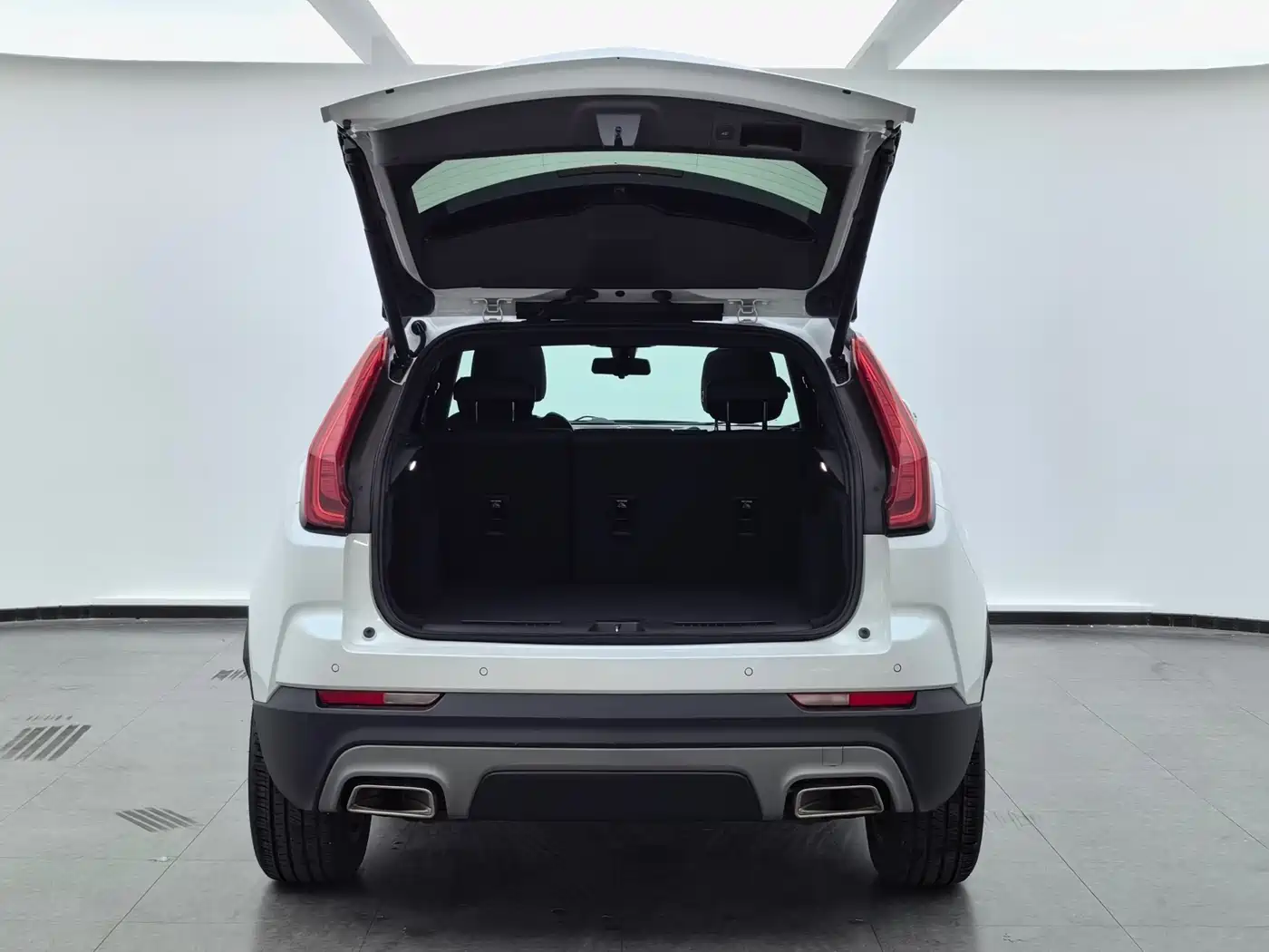Cadillac XT4 2018 Model 28T 2WD Luxury фото 10