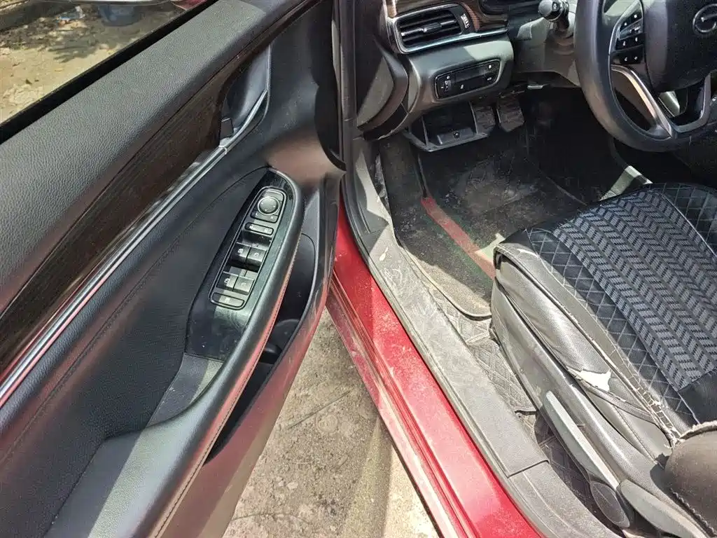 GAC Trumpchi Trumpchi GA6 2019 270T Auto Elite фото 13