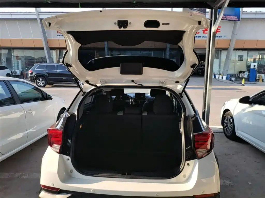 Toyota YARiS L Zhi Xuan 2020 Zhi Xuan X 1.5L CVT Leading фото 19