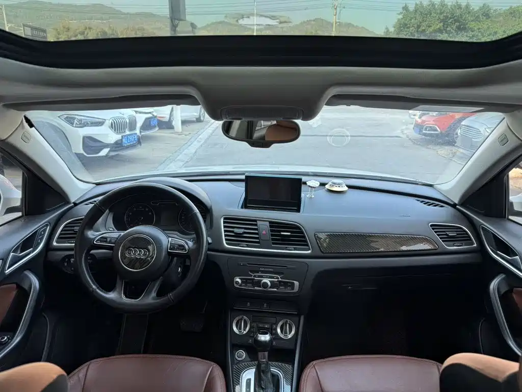 Фото 8 - Audi Q3
