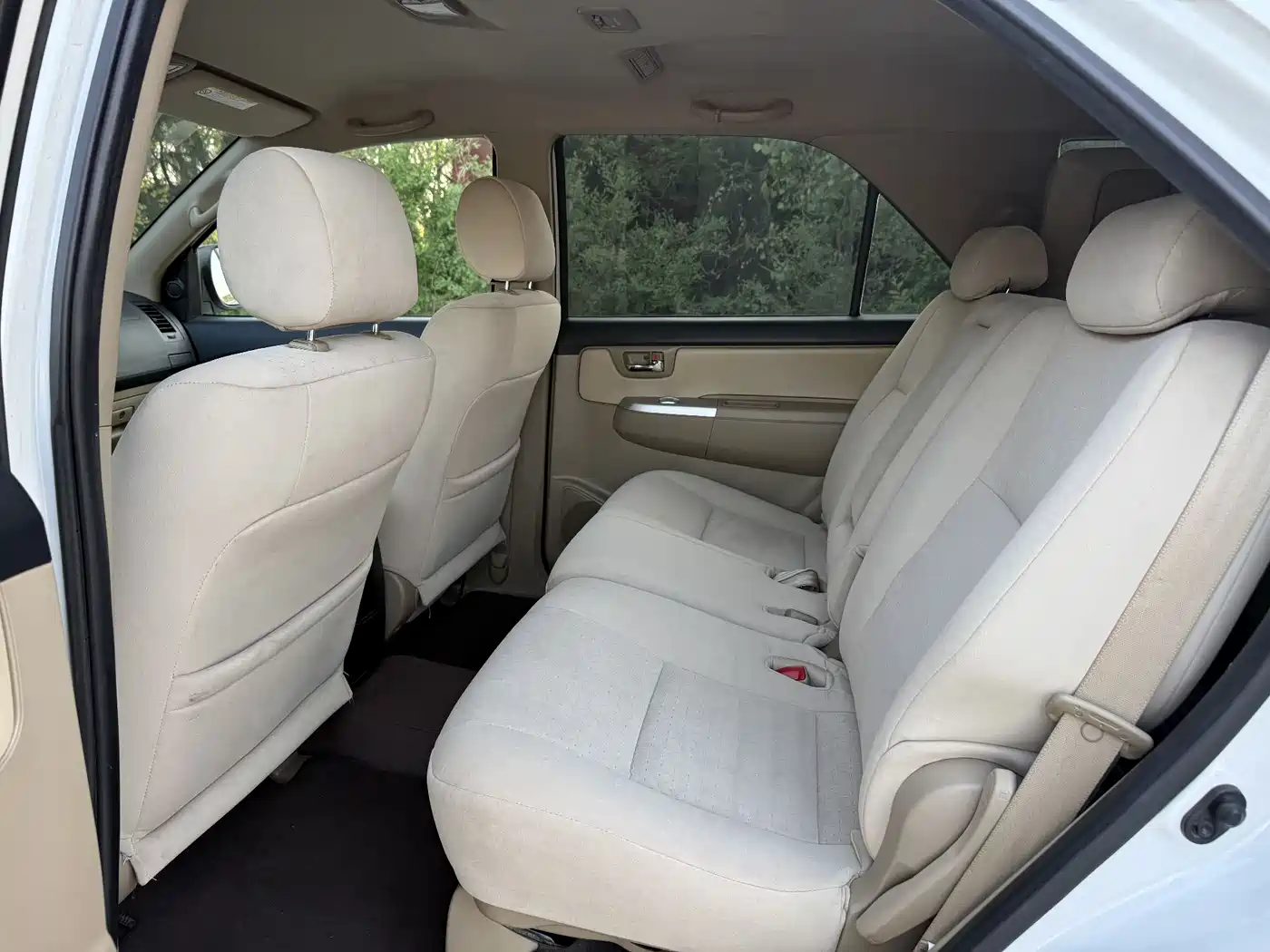 Toyota Fortuner 2016 2.7L Middle East Edition фото 13