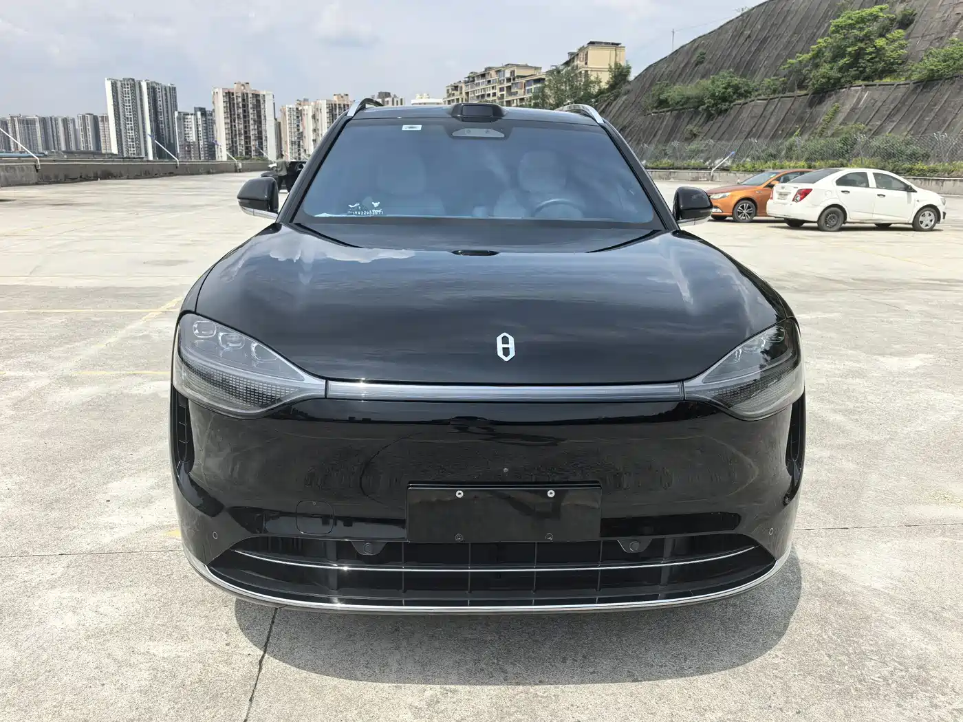 AITO Wenjie AITO M9 2024 Range Extender Ultra 52kWh 6-seater фото 3