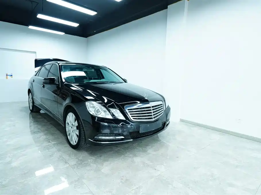 Mercedes-Benz E-Class 2012 E 300 L Elegance Model фото 3