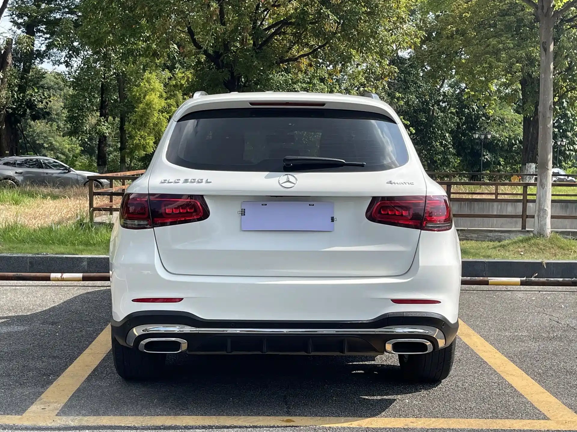 Фото 8 - Mercedes-Benz GLC