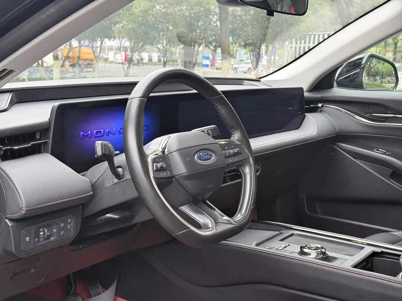 FORD MONDEO