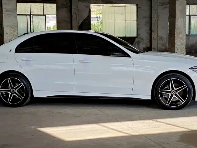 Фото 6 - Mercedes-Benz C-Class