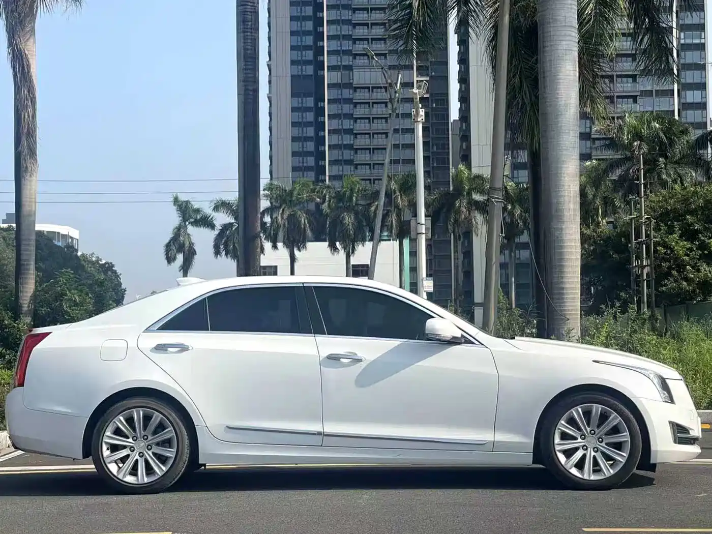 Cadillac ATS-L 2019 2017 28T Fashion