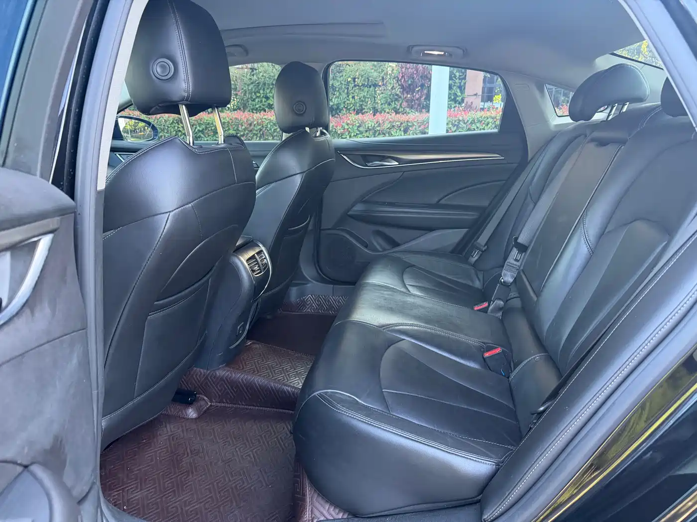 BUICK LACROSSE