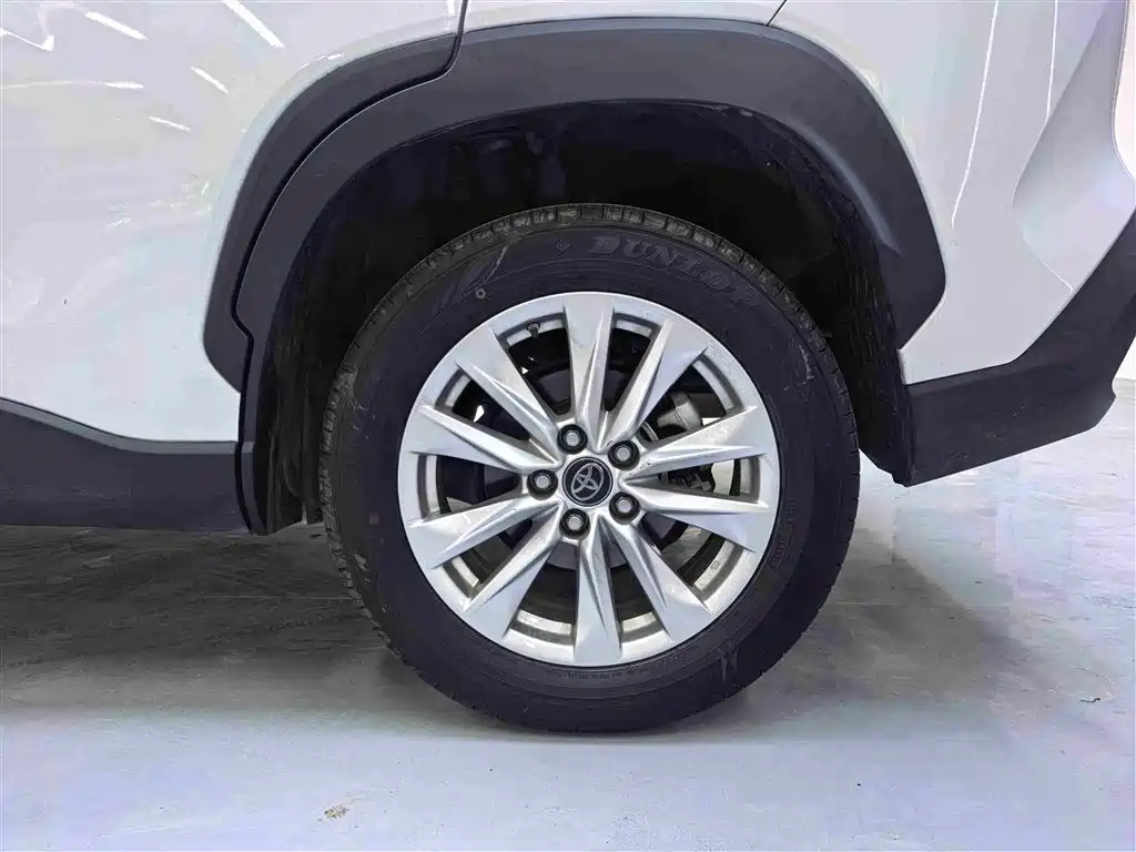 Toyota Corolla Cross 2023 2.0L Elite Edition фото 11