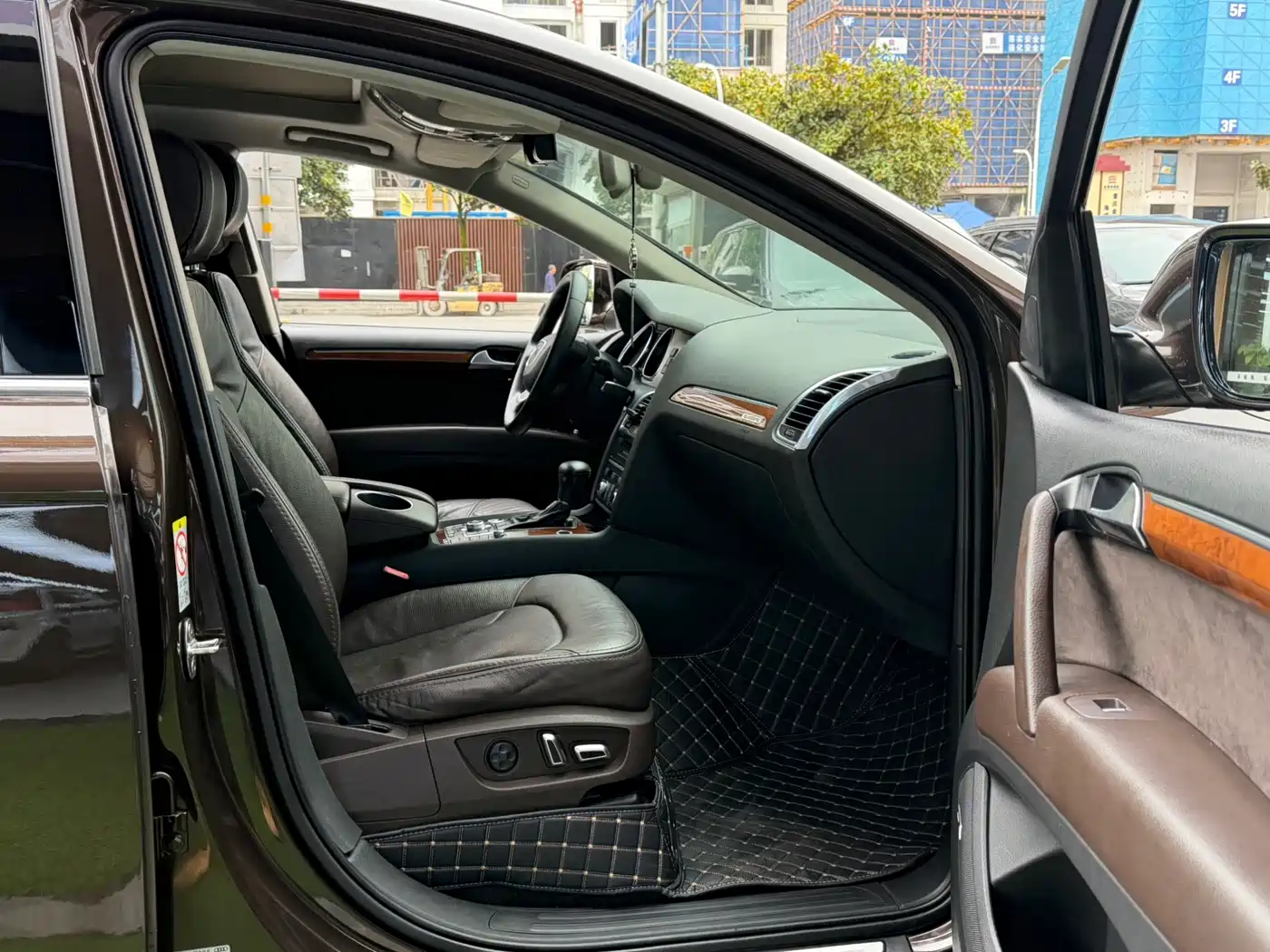 Audi Q7 2014 35 TDI Sport фото 6