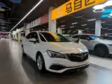 Photo 3 - Buick Verano