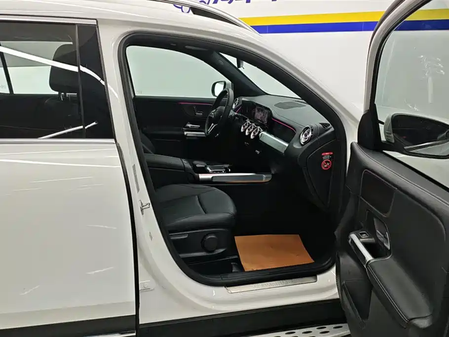 Mercedes-Benz GLB 2023 GLB 220 Dynamic фото 8
