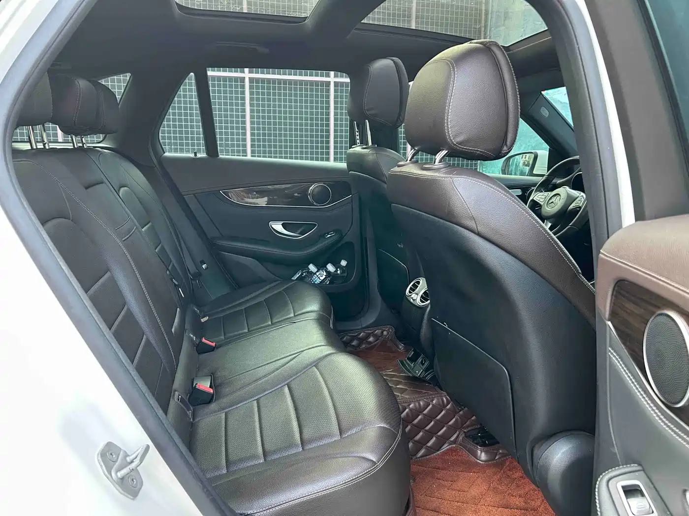 Mercedes-Benz GLC 2016 GLC 260 4MATIC Luxury фото 11