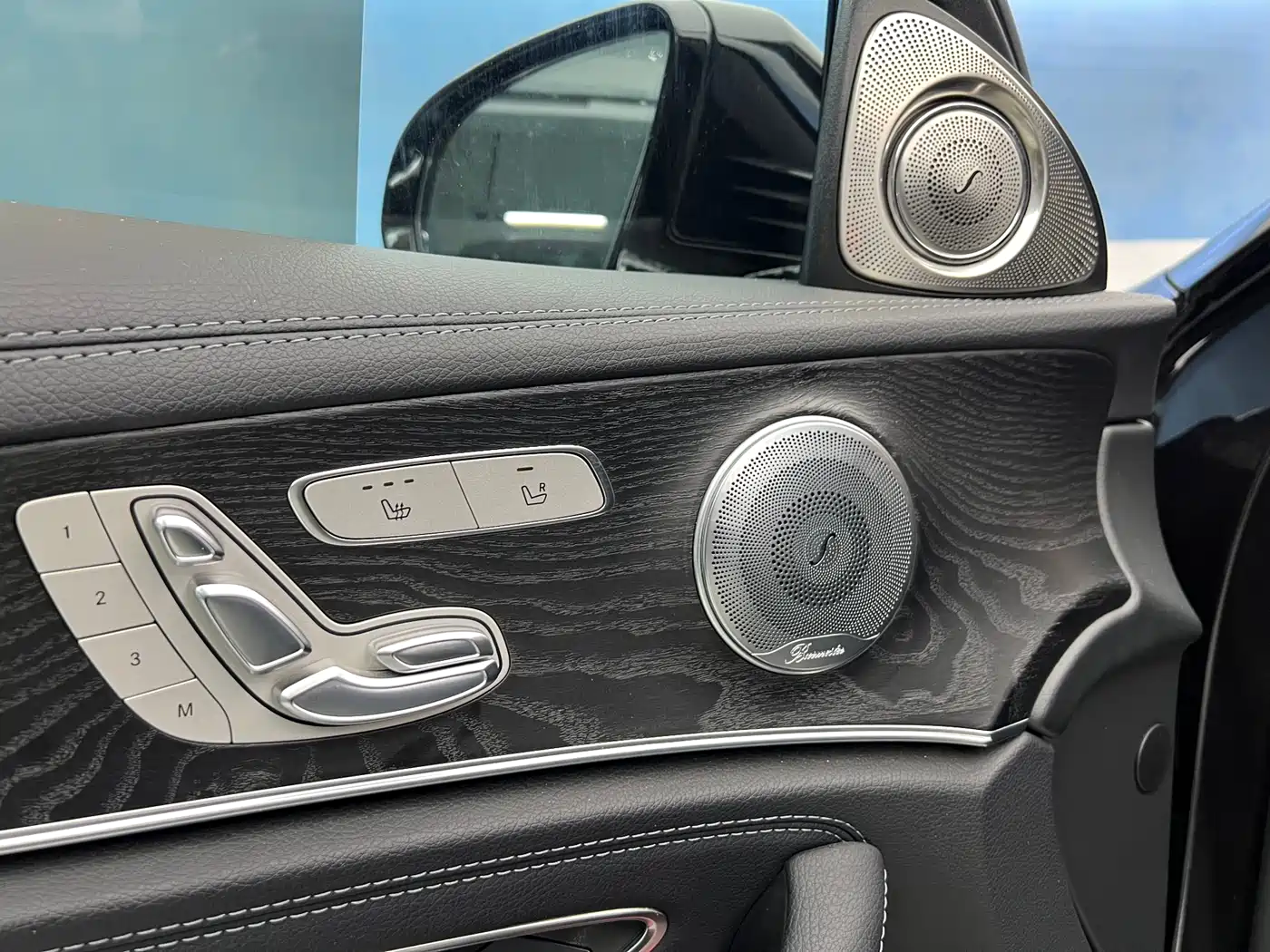 Mercedes-Benz E-Class 2018 E 300 L Sport Fashion фото 14