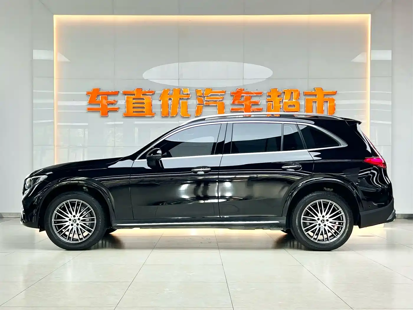 Mercedes-Benz GLC 2024 GLC 300 L 4MATIC Dynamic 7-seater фото 4