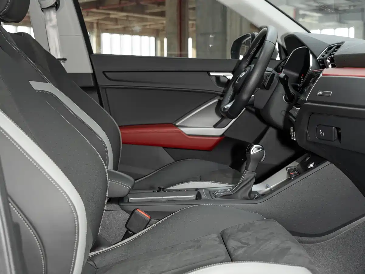 Audi Q3 2022 35 TFSI Fashion Dynamic фото 19