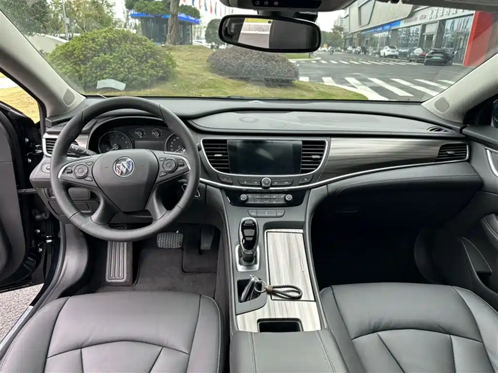 Buick LaCrosse 2022 652T Luxury фото 20