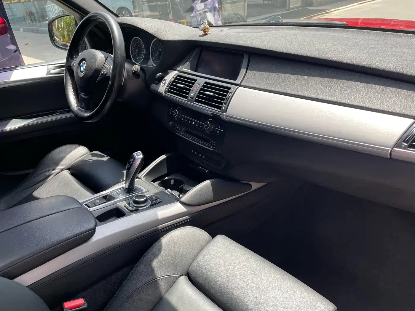BMW X5 M 2010 X5 M фото 19