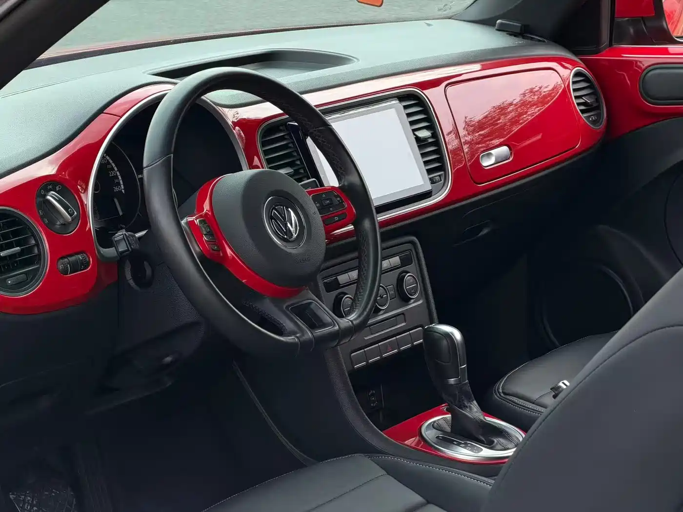Volkswagen Beetle 2015 280TSI фото 3