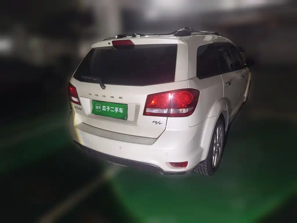 Dodge Journey 2015 2013 Model 2.4L 2WD Premium Edition