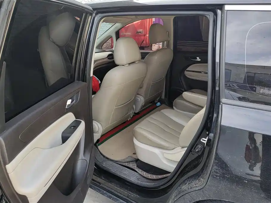GAC Trumpchi Trumpchi M6 2019 270T DCT Elite Edition (7-seater) (China VI) фото 11