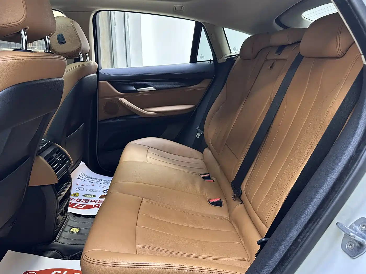 BMW X6 2015 xDrive35i Luxury Model фото 9