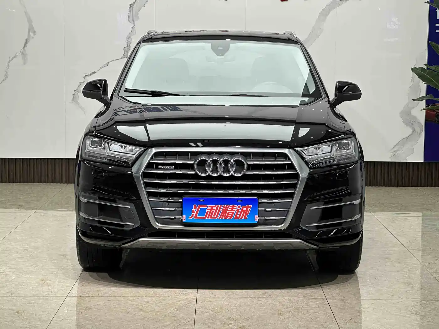 Audi Q7 2018 45 TFSI Technology фото 2
