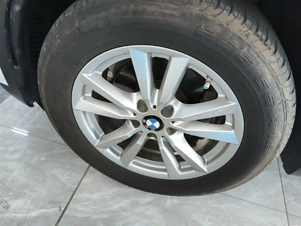 BMW X5 (Import) 2015 xDrive28i фото 25