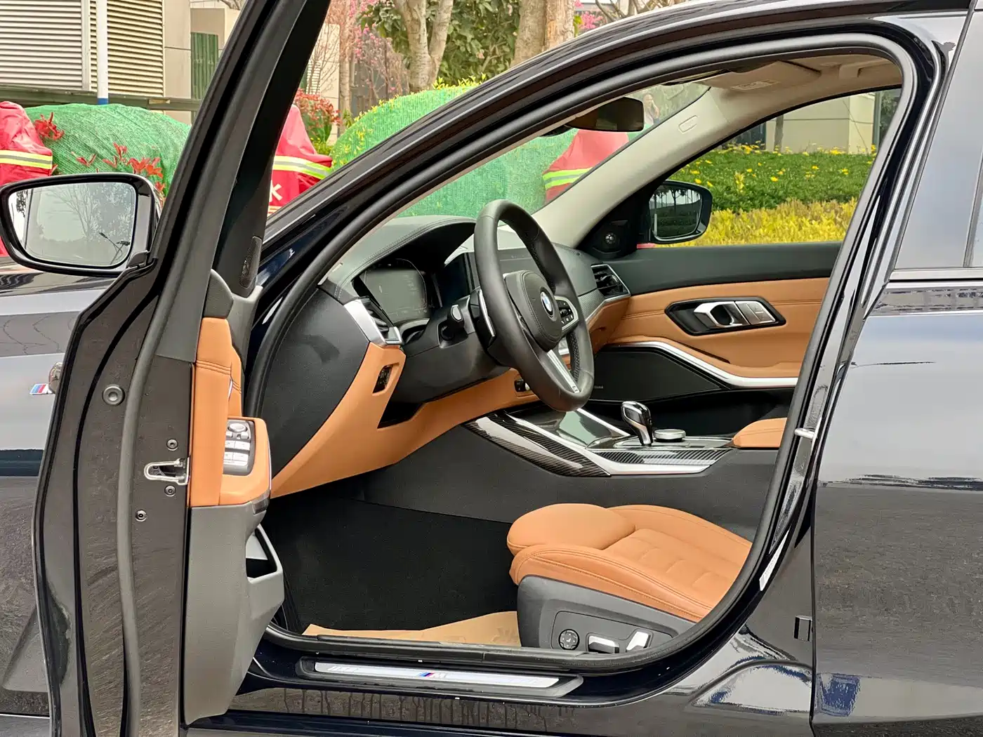 BMW 3 Series 2020 Facelift 325i M Sport Night Edition фото 4
