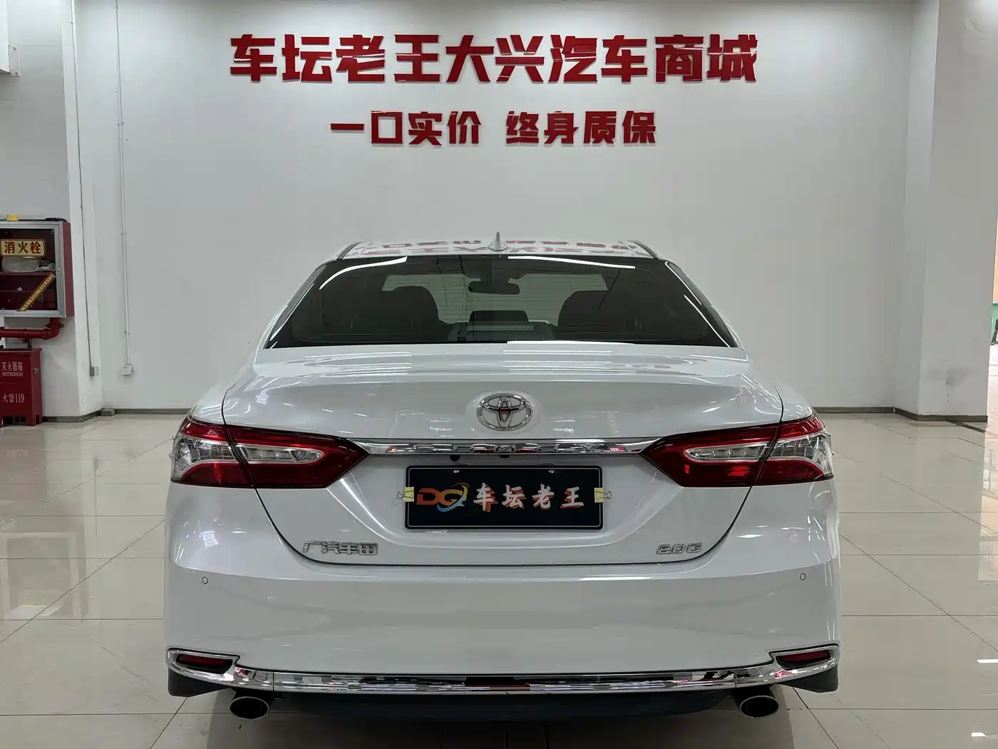 TOYOTA CAMRY