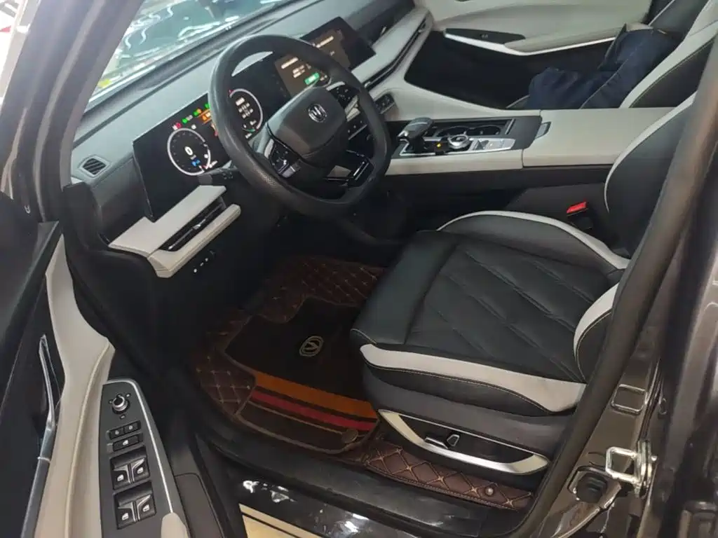 Changan CS75 PLUS iDD 2023 2023 Smart Electric iDD Intelligent Leader Model